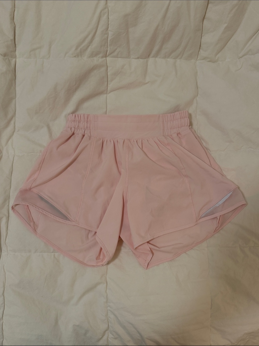 Lululemon Pink Hotty Hot Low-Rise Lined Short 4”